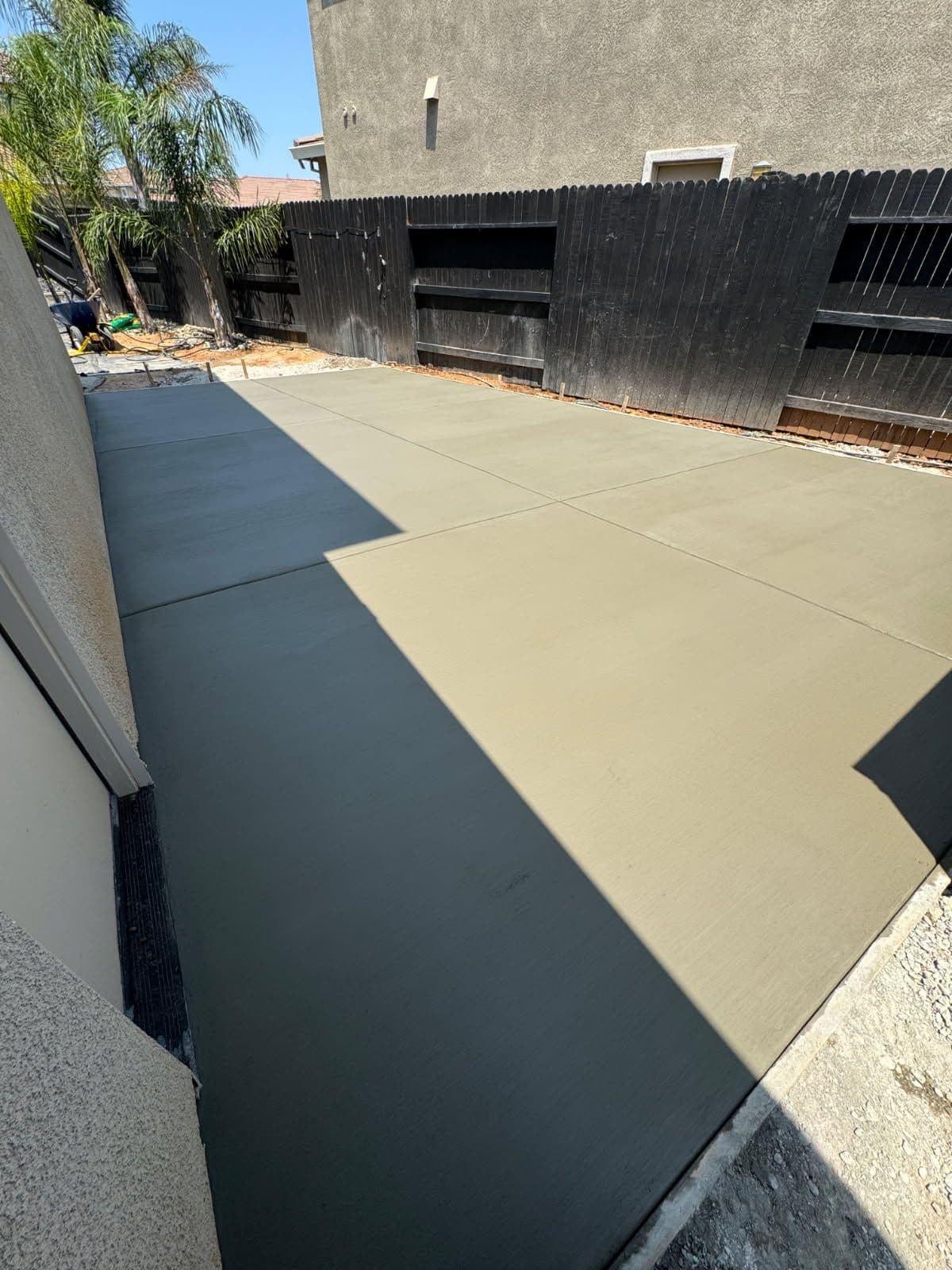 Gallery photos for Stunning Concrete Patio in Riverside: Image #2